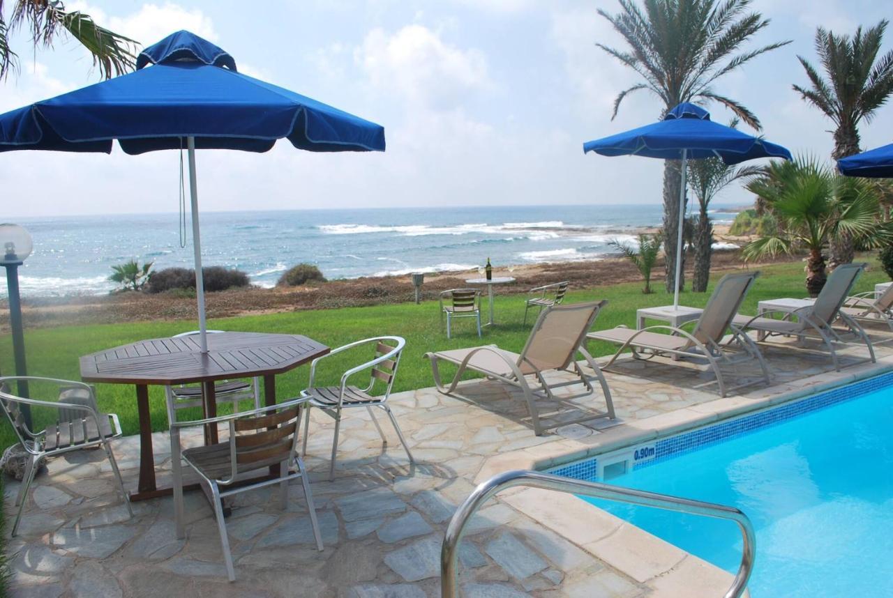 קיסונרגה Sea Front Villa, Heated Private Pool, Amazing Location Paphos 323 מראה חיצוני תמונה