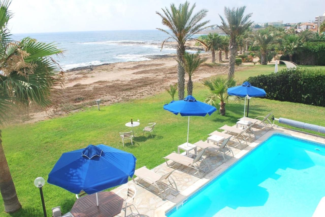 קיסונרגה Sea Front Villa, Heated Private Pool, Amazing Location Paphos 323 מראה חיצוני תמונה