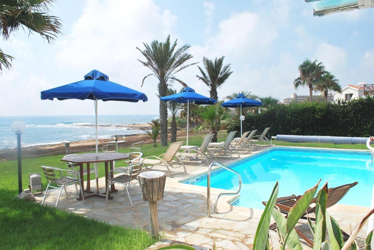 קיסונרגה Sea Front Villa, Heated Private Pool, Amazing Location Paphos 323 מראה חיצוני תמונה