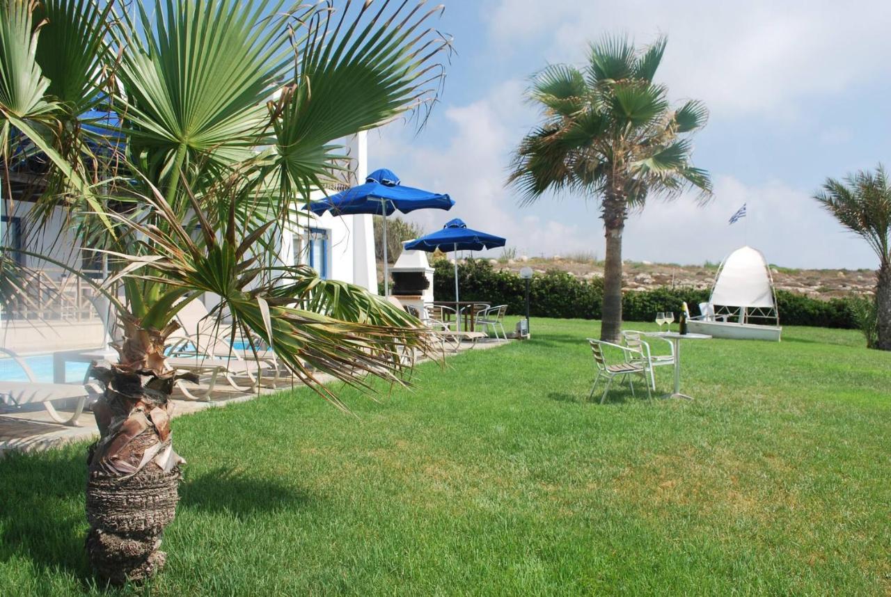 קיסונרגה Sea Front Villa, Heated Private Pool, Amazing Location Paphos 323 מראה חיצוני תמונה